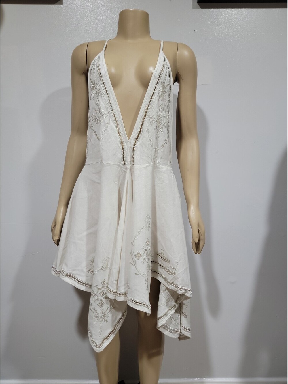 Free People Dreamers Cove 100% Linen Size M Women's Embroidered Dress #04 - Picture 4 of 14